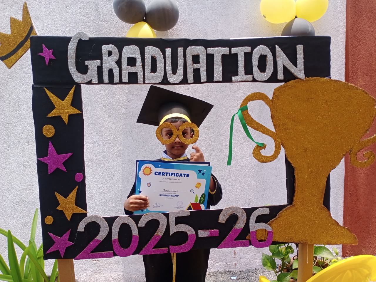  GRADUATION DAY